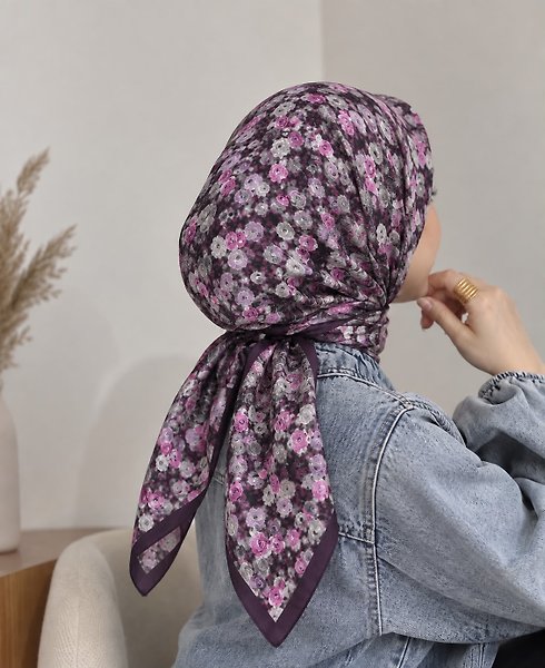 Desenli organic eşarp