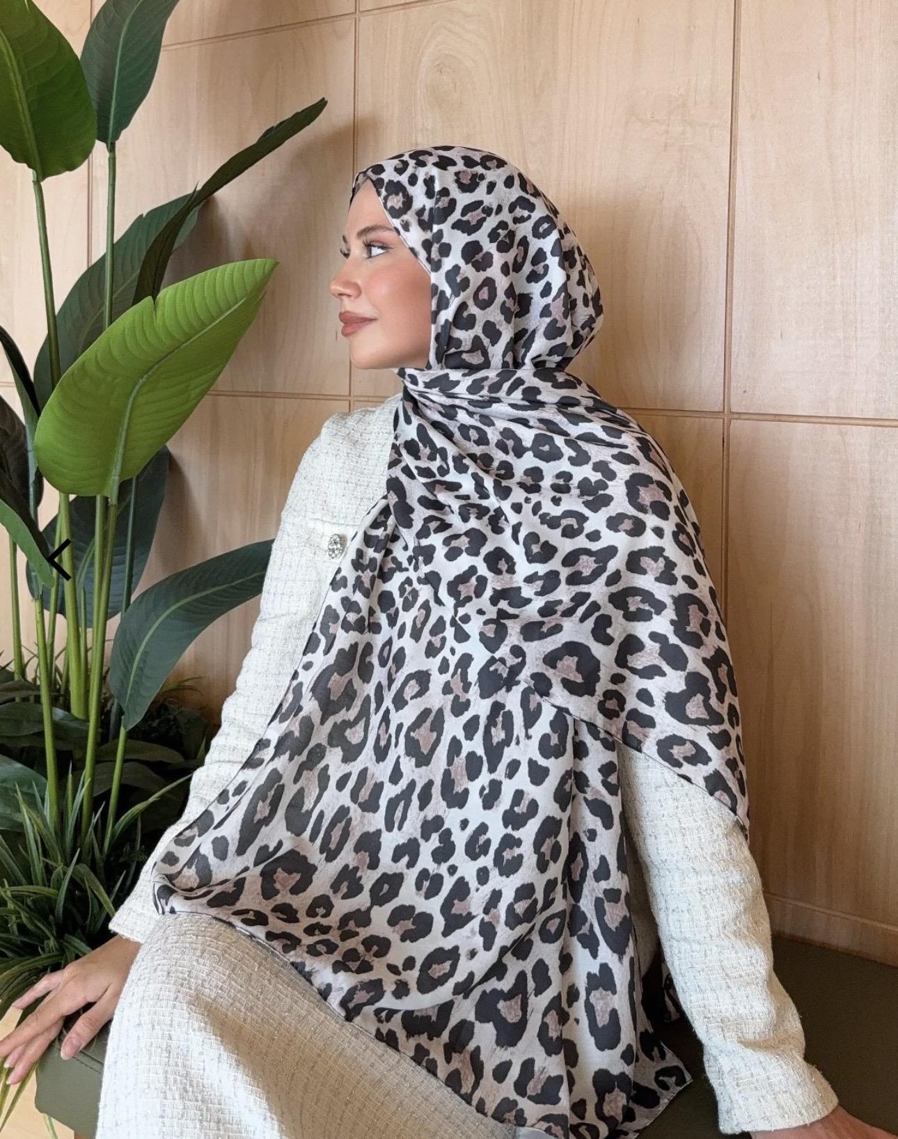 Leopar desenli pamuk soft şal