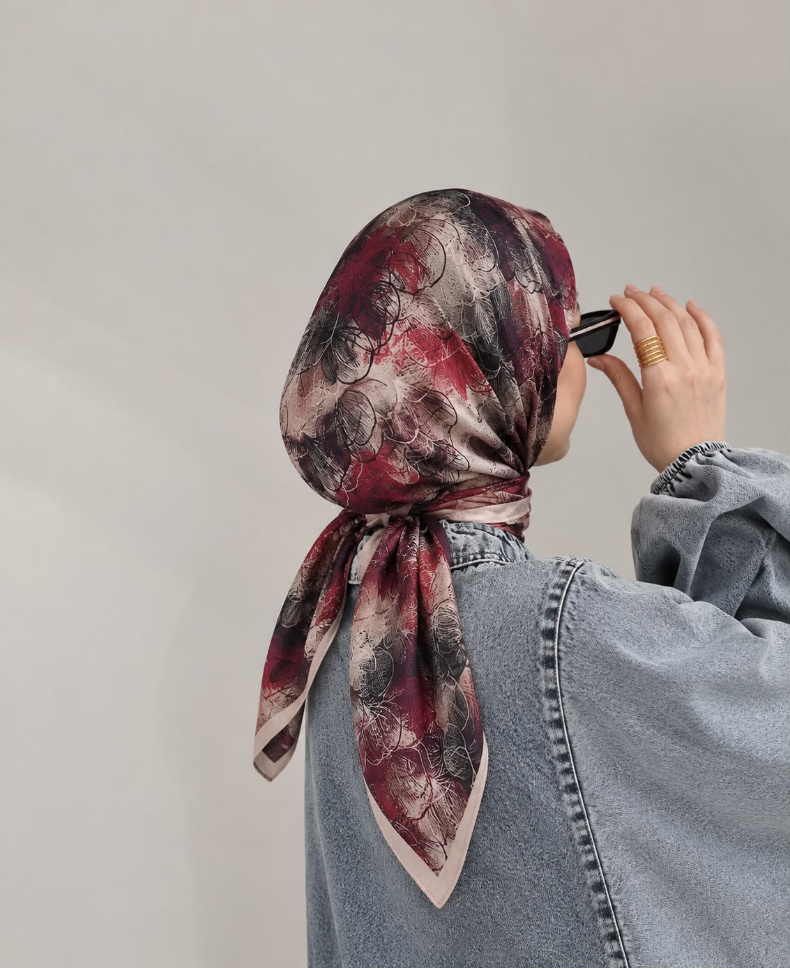 Desenli organic eşarp