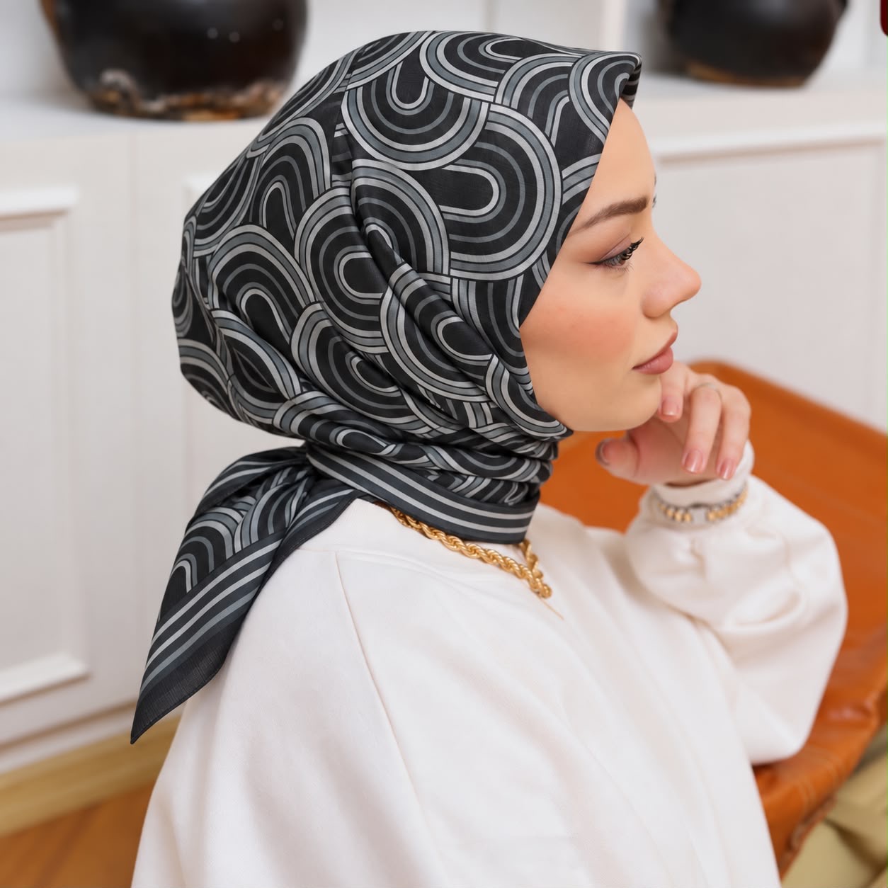 Desenli organic eşarp