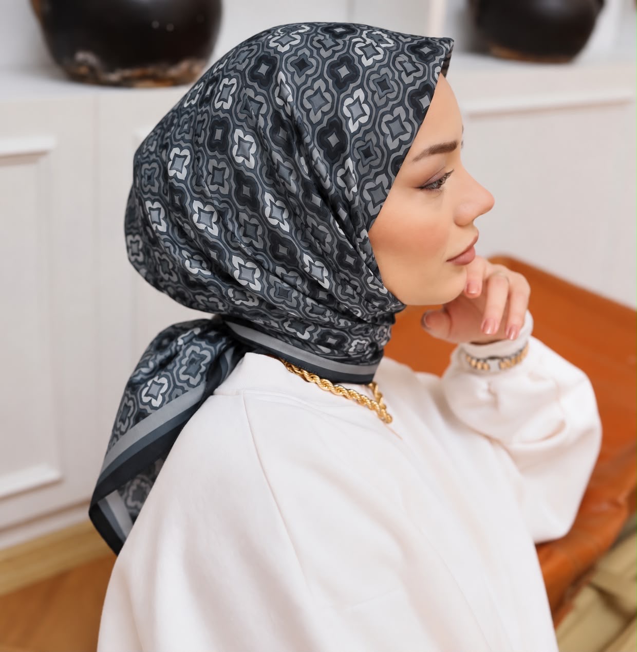 Desenli organic eşarp