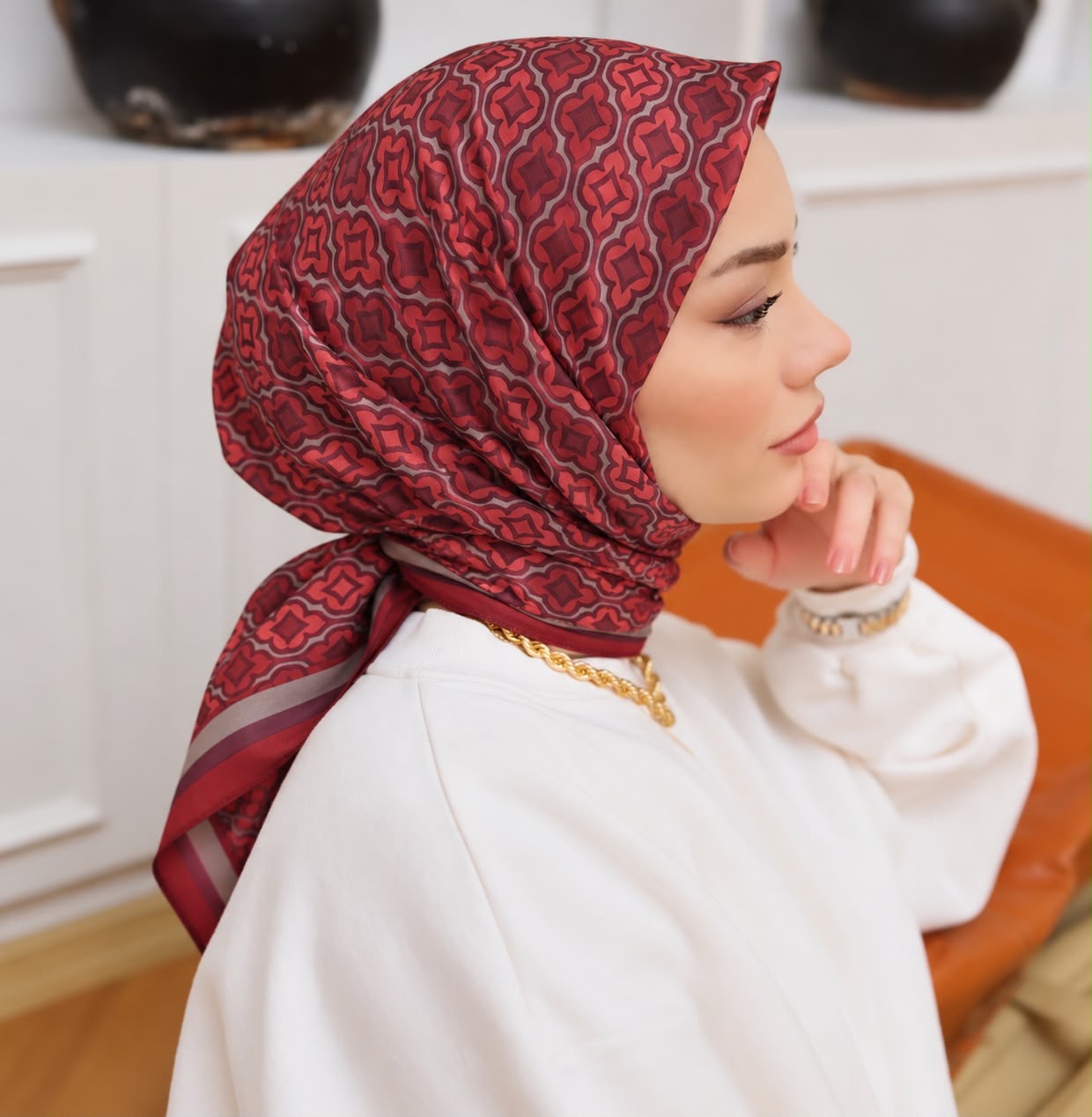 Desenli organic eşarp
