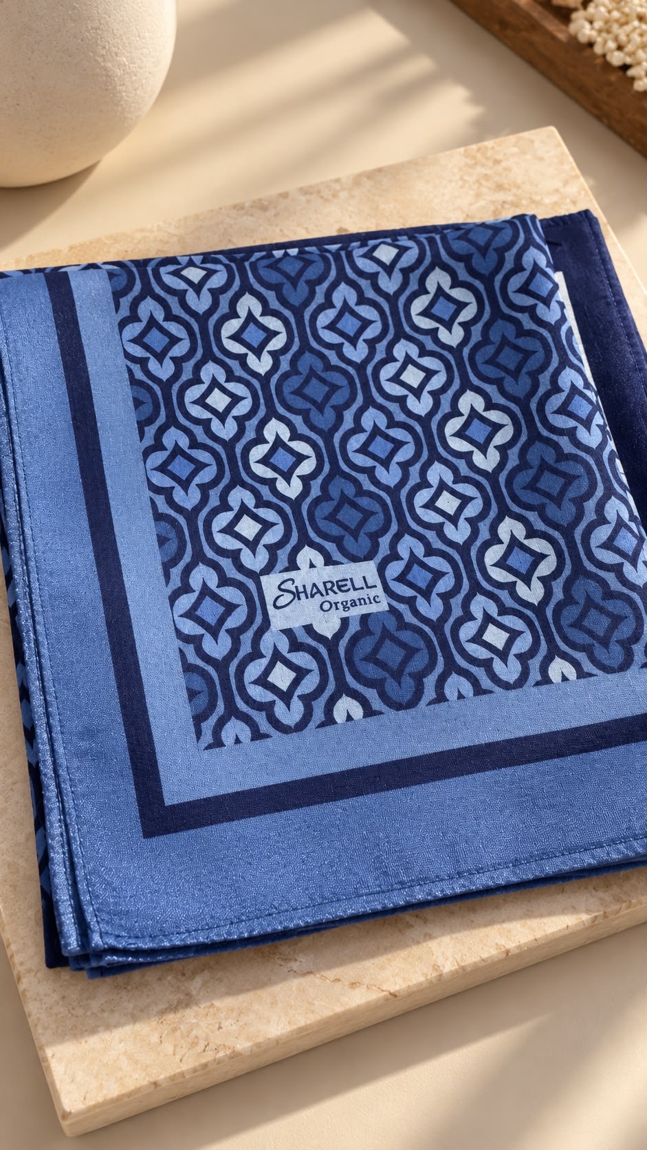 Desenli organic eşarp